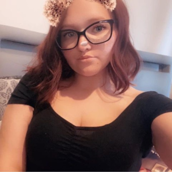 Meet your Posher, Chelsea - Picture 1 of 1